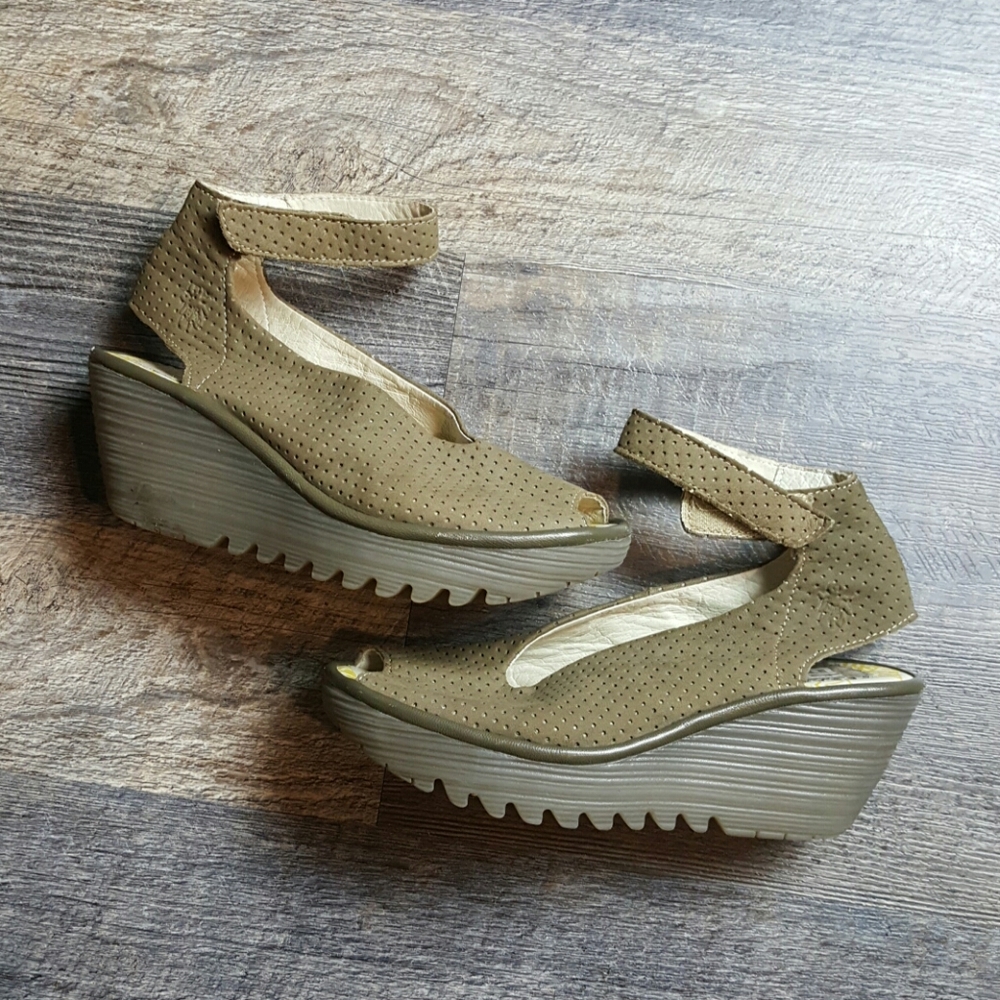 Fly London Yala sandals green perforated wedge ankle straps women size 36